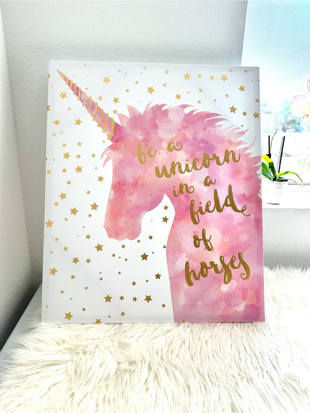 UNICORN CANVAS